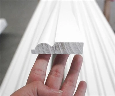 Vitgrundad FJ Radiata Pine Architrave